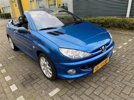 Peugeot 206 CC - 1.6-16V , Zeer nette auto, Diverse Cabrio op voorraad inruil bespreekbaar - 1