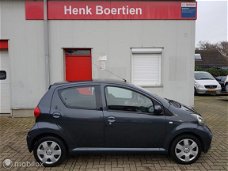 Toyota Aygo - 1.0-12V +