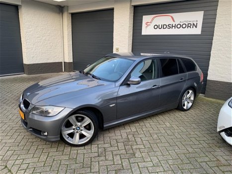 BMW 3-serie Touring - 318i Executive - 1