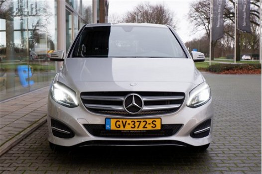 Mercedes-Benz B-klasse - 180 Automaat | Navigtie | Cruise control | Hoge instap | - 1