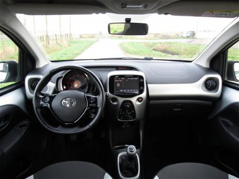 Toyota Aygo - 1.0 VVT-i x-play 5 drs, origineel NL en NAP - 1