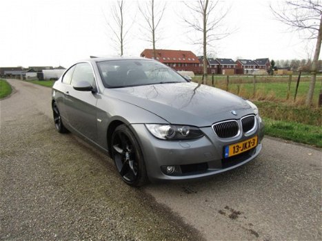 BMW 3-serie Coupé - 325i in zeer goede staat - 1