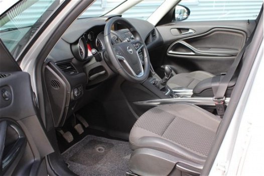 Opel Zafira Tourer - 1.4 T 140PK Cosmo 7-Pers Airco-Ecc | Navigatie | PDC | Panoramadak ( Vestiging - 1