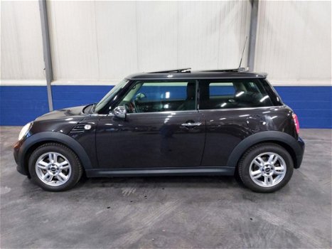 Mini Mini One - 1.6 Holland Street - 1