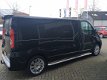 Opel Vivaro - 2.5 CDTI L2H1 / Cruise / Airco / Dubbele Schuifdeur / Navi / Trekhaak / 146Pk - 1 - Thumbnail