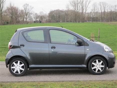 Toyota Aygo - 1.0-12V Access Met Airco/Airbags/Nieuwe APK - 1
