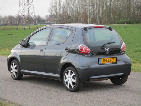 Toyota Aygo - 1.0-12V Access Met Airco/Airbags/Nieuwe APK - 1