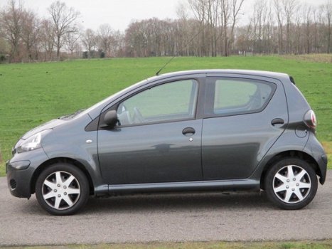 Toyota Aygo - 1.0-12V Access Met Airco/Airbags/Nieuwe APK - 1