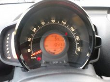 Toyota Aygo - 1.0 VVT-i x-play