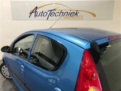 Peugeot 107 - 1.0-12V XS 5Deurs *86DKM*NL-Auto*Elect-Pakket - 1