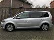Volkswagen Touran - 1.4 TSI 141 PK H6 7PERSOONS Comfortline Navigatie, Parkeersensoren, DonkerGlas, - 1 - Thumbnail