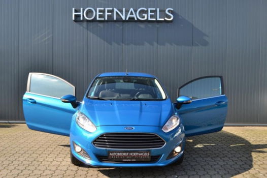 Ford Fiesta - 1.0 Ecoboost 100 pk Titanium 6-Automaat + Navi + Clima + Voorruit verwarming - 1