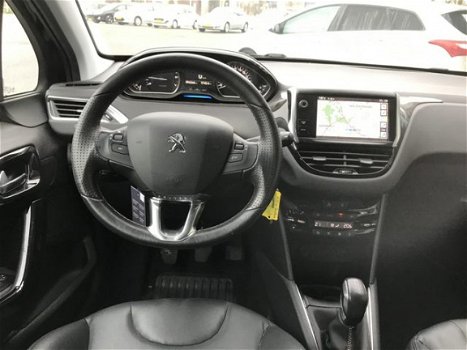 Peugeot 208 - 1.6 VTi Allure | Cruise Control | Climate Control | Navigatie | Radio/CD | LM Velgen | - 1