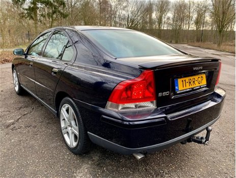 Volvo S60 - 2.4 Kinetic Sport, Clima, Trekhaak, Leder, NAP, NL-Auto, ZGOH - 1