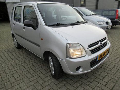 Opel Agila - 1.0-12V Essentia - 1