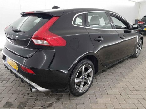 Volvo V40 - 2.0 D2 Business Sport 88kW - 1