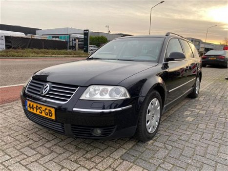 Volkswagen Passat Variant - 1.9 TDI Turijn Sport *6-VERSNELLINGEN/CLIMA/XENON/MODEL 2005 - 1