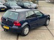 Volkswagen Golf - 1.6 Highline/Clima/CruiseC/Goed onderhouden - 1 - Thumbnail