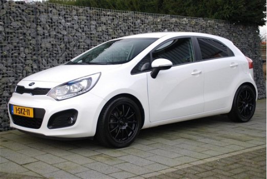 Kia Rio - 1.2 CVVT Super Pack NL auto Fabrieksgarantie 17 inch - 1