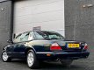 Jaguar Sovereign - Xj 3.2 V8 Aut / X308 / NL geleverd / Gunstige km-stand / Distributie gemodificeer - 1 - Thumbnail