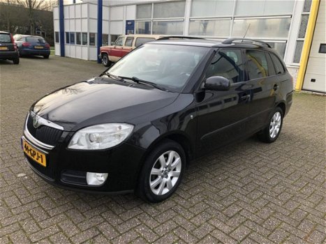 Skoda Fabia Combi - 1.6-16V Sport SPORTSTOELEN, AIRCO, CRUISE - 1