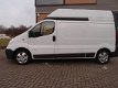 Opel Vivaro - 2.0 CDTI L2H2 73.000km lang hoog 115pk airco nieuwstaat trekhaak 3-pers euro5 - 1 - Thumbnail