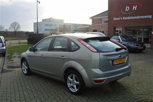 Ford Focus - 1.6 TDCi Titanium airco nieuwe apk inruil mogelijk - 1