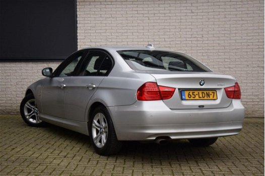 BMW 3-serie - 318i High Executive [NAVIGATIE, CRUISE CONTROL, TELEFOON, XENON, CLIMATE CONTROL, NIEU - 1