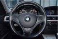 BMW 3-serie - 318i High Executive [NAVIGATIE, CRUISE CONTROL, TELEFOON, XENON, CLIMATE CONTROL, NIEU - 1 - Thumbnail