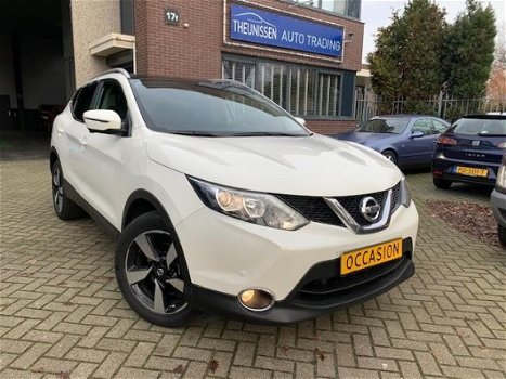 Nissan Qashqai - 1.2 N-Connecta 115 PK Vision Parelmoer wit Navi, Panorama, Standkachel Nieuwstaat T - 1