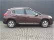 Peugeot 2008 - 1.2 PureTech * Allure * Navigatie * Climate * Cruise * Velgen * Bruin * Vingerhoets; - 1 - Thumbnail