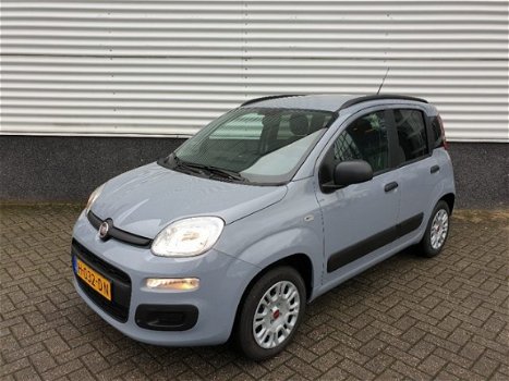 Fiat Panda - 1.2 4 Cil. 69PK Easy * 5 Pers - 1