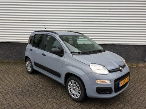 Fiat Panda - 1.2 4 Cil. 69PK Easy * 5 Pers - 1