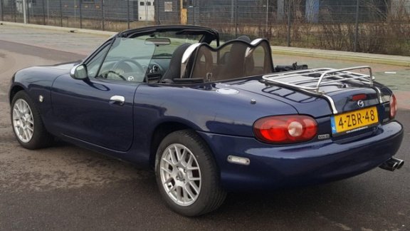 Mazda MX-5 - 1.6i Exclusive IJZONDER MOOIE, AIRCO, WINDSCHERM - 1