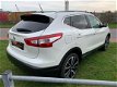 Nissan Qashqai - 1.2 Tekna XENON / NAVI / STOELVERW./ 19'' LMV / TREKHAAK - 1 - Thumbnail