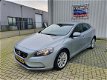 Volvo V40 - 1.6 D2 Summum Prachtige en goed onderhouden V40 D2 Summum met NAP - 1 - Thumbnail