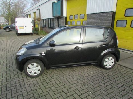 Daihatsu Sirion 2 - 1.0-12V Trend /Nieuwe Koppeling/Airco/NAP - 1