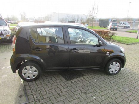 Daihatsu Sirion 2 - 1.0-12V Trend /Nieuwe Koppeling/Airco/NAP - 1