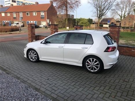 Volkswagen Golf - 1.4 TSI Highline ACT ACC DCC 2xR-line Edition DSG Panorama Bi-xenon 140pk - 1