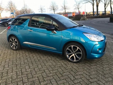 Citroën DS3 - 1.6 e-HDi So Chic 17 inch - Navi - Clima - HiFi - Parkeehulp - 1