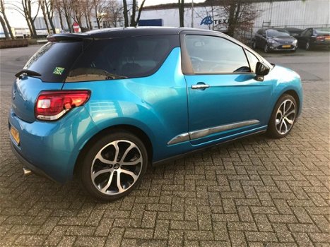 Citroën DS3 - 1.6 e-HDi So Chic 17 inch - Navi - Clima - HiFi - Parkeehulp - 1