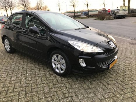 Peugeot 308 - 1.6 VTi Style - Rijklaarprijs - Nw. Apk + beurt gehad - 4x nieuwe banden - 1