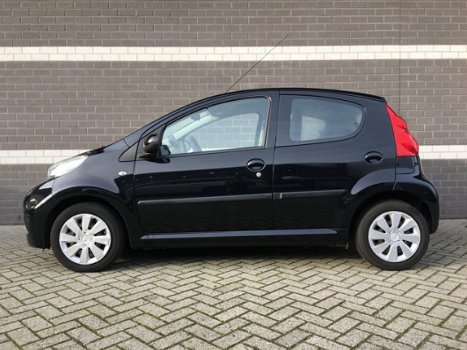 Peugeot 107 - 1.0-12V XS AIRCO 5-DEURS - 1