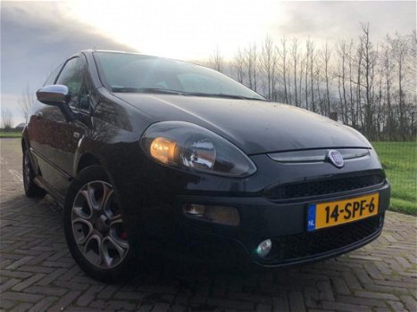 Fiat Punto Evo - 1.3 M-Jet Racing SPORT CRUISE AIRCO TREKHAAK - 1