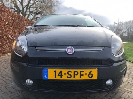 Fiat Punto Evo - 1.3 M-Jet Racing SPORT CRUISE AIRCO TREKHAAK - 1