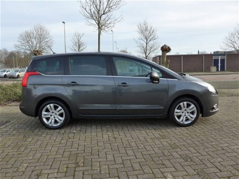 Peugeot 5008 - 1.6 THP ST Premiere 7p. *SUPER MOOIE AUTO*NIEUWE DISTRIBUTIE*NIEUWE APK - 1