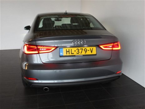 Audi A3 - 1.6 TDI 110 pk Ambition Pro Line Plus - 1