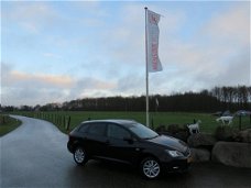 Seat Ibiza ST - 1.2 TDI Businessline High NAVI ECC CRUISE PDC WINTERBANDEN SET