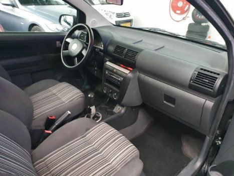 Volkswagen Fox - 1.4 Trendline /NAP/JAAR APK/ELEKTRISCHE PAKKET - 1