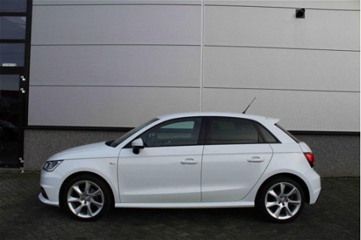 Audi A1 Sportback - 1.0 TFSI Sport Pro Line S S-Line Automaat Multifunctioneel stuurwiel Stoelverwar - 1